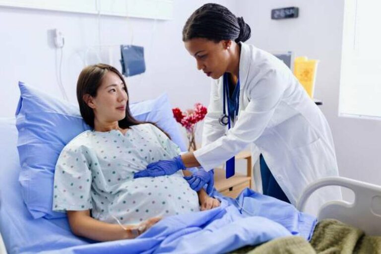 Best Doctor For Normal Delivery In Chembur,Mumbai